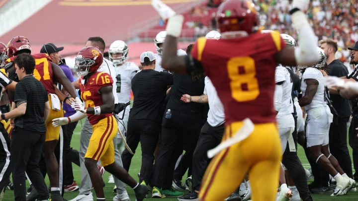 Desman Stephens must be dismissed from USC football program