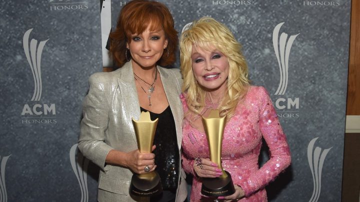 Reba McEntire missed a call from Dolly Parton before singer’s death