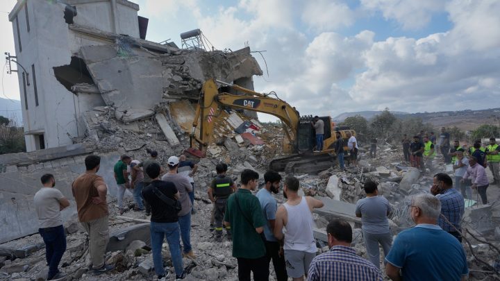 Israeli air attacks on Lebanon kill at least four
