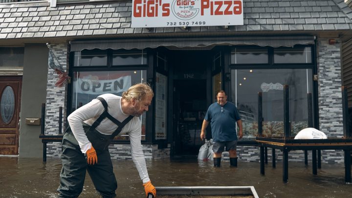 Powerful storm floods US Northeast, causes power outages
