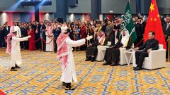 Chinese Humanoid Robots Perform Saudi Arabia’s Traditional Sword Dance
