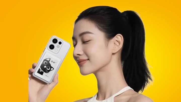 Honor Life S3 Turns the Back of Your Phone Into an E-Reader