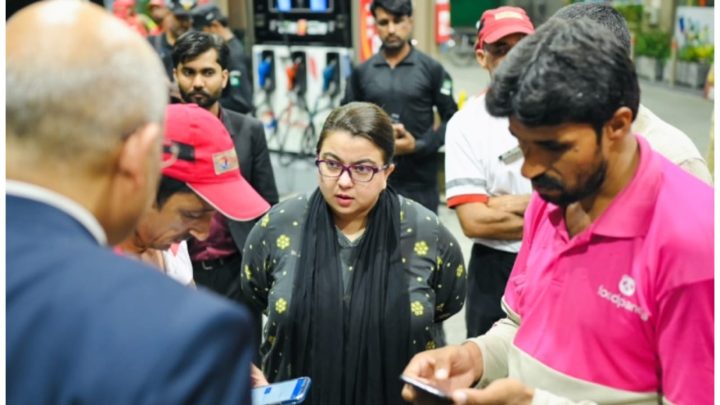 IT Minister Inspects Fuel Stations Instead of Petroleum Minister