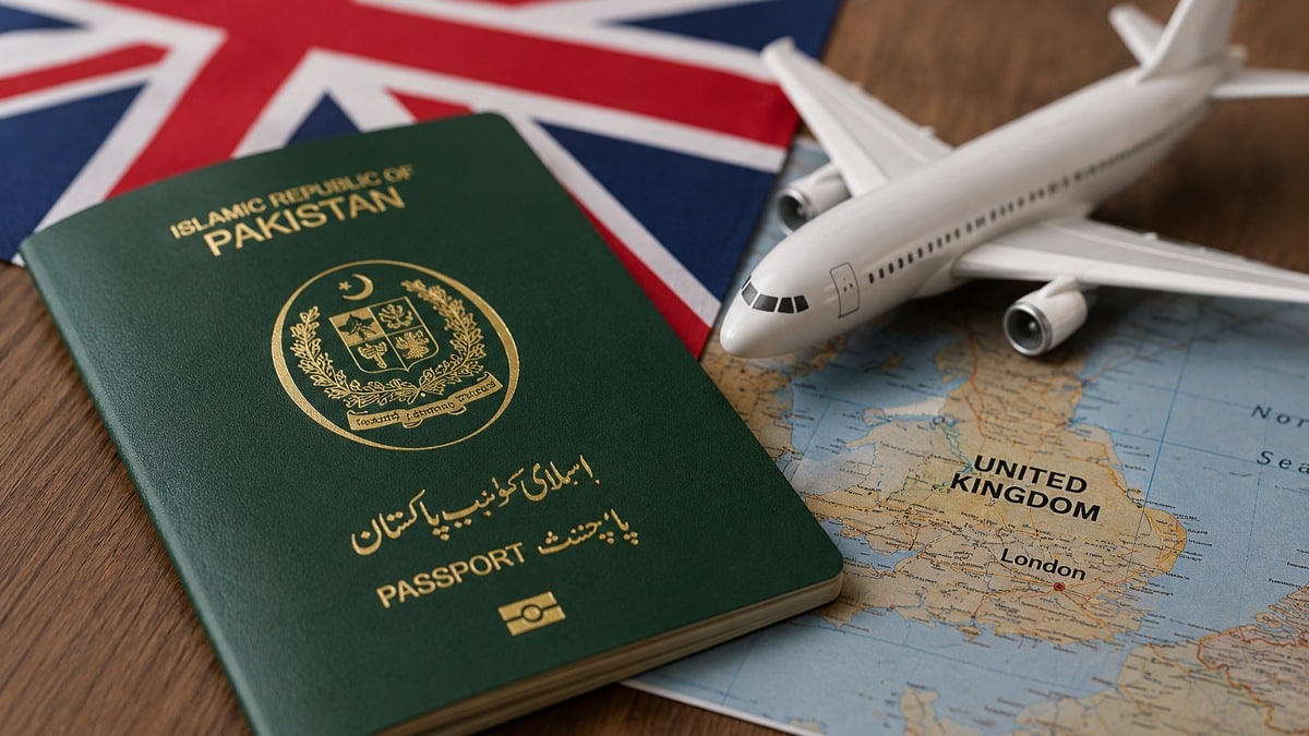 Pakistan Cricket Team in UK Mistaken for Asylum Seekers