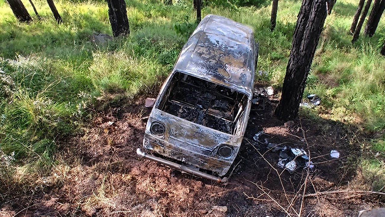 11 Injured After School Van Catches Fire in Murree
