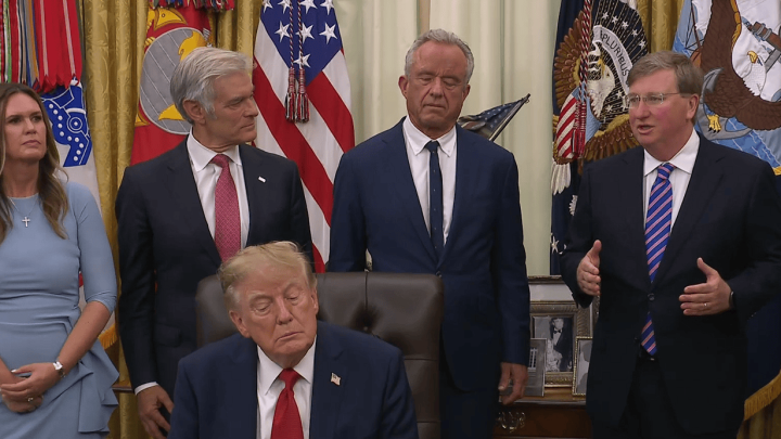 President Trump welcomes Mississippi’s Reeves, other governors to Oval Office for Medicaid announcement