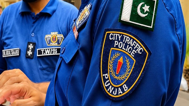 Lahore Traffic Police Takes Action Against Over 1,000 Heavy Vehicles