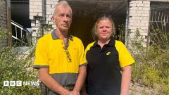 Ukraine's postal workers deliver lifeline under Russian fire
