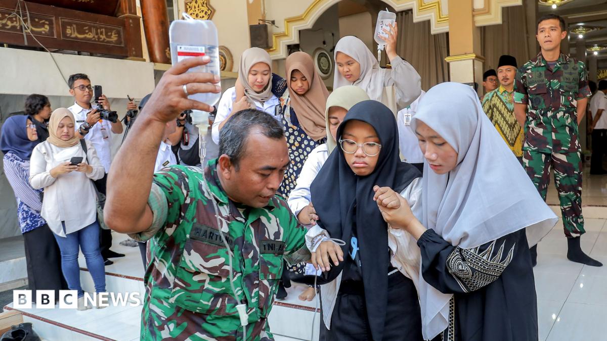 Around 2,000 fall ill in Indonesia after eating free school meals
