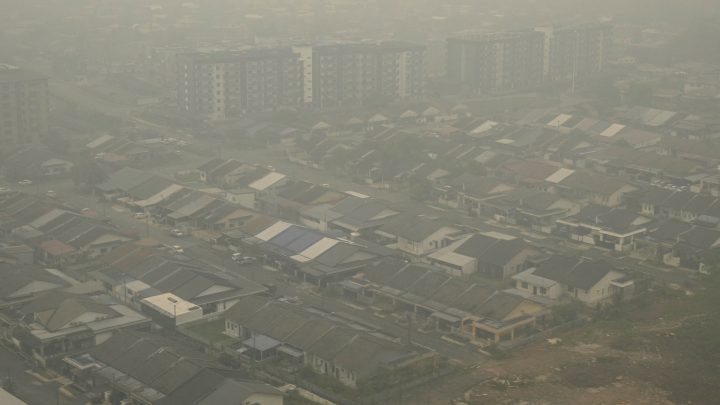 Malaysia declares emergency in Sarawak as haze from Indonesia worsens