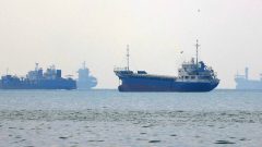 US military claims Strait of Hormuz remains open amid ongoing blockade