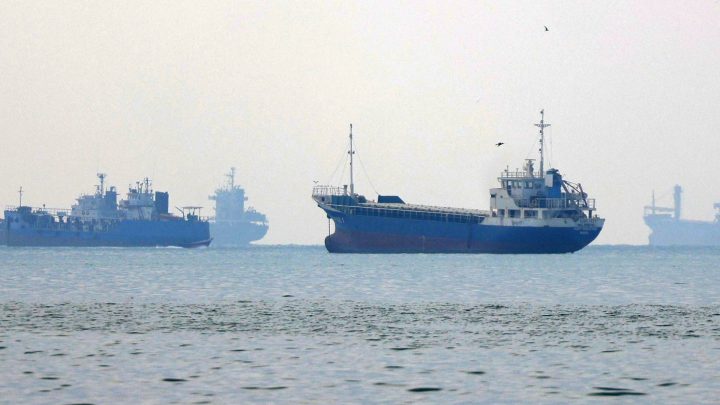 US military claims Strait of Hormuz remains open amid ongoing blockade
