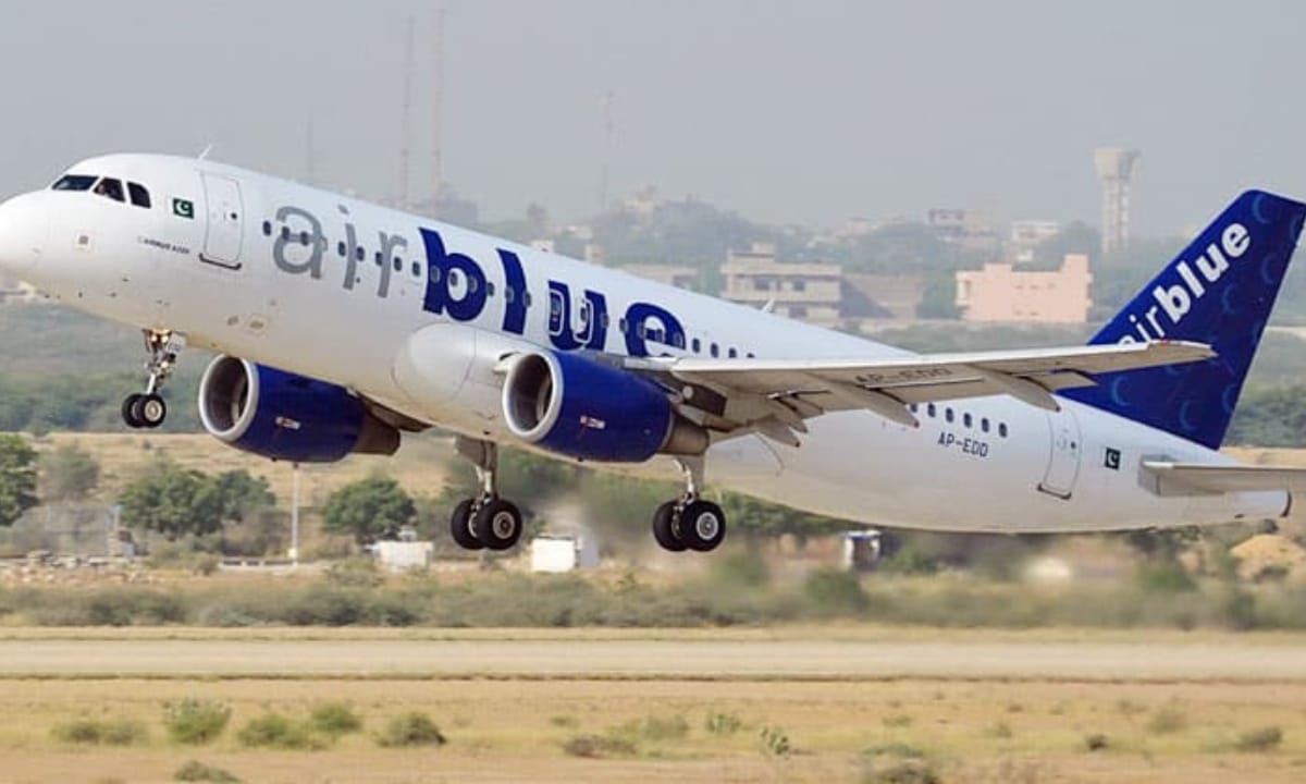 Airblue Issues Vaccination Advisory for Hajj and Umrah Travelers