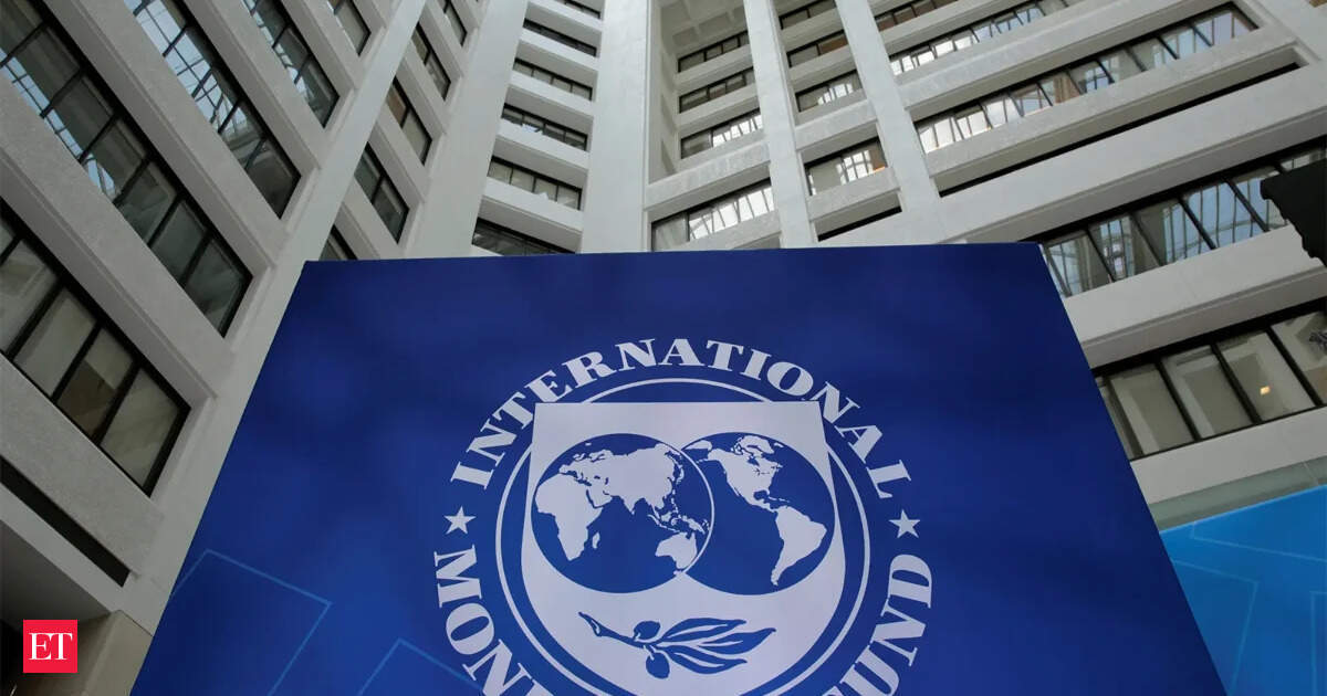 Colombia opens IMF talks as fiscal deficit widens