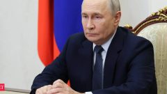 US-Russia contacts beneficial, talks begin: Putin