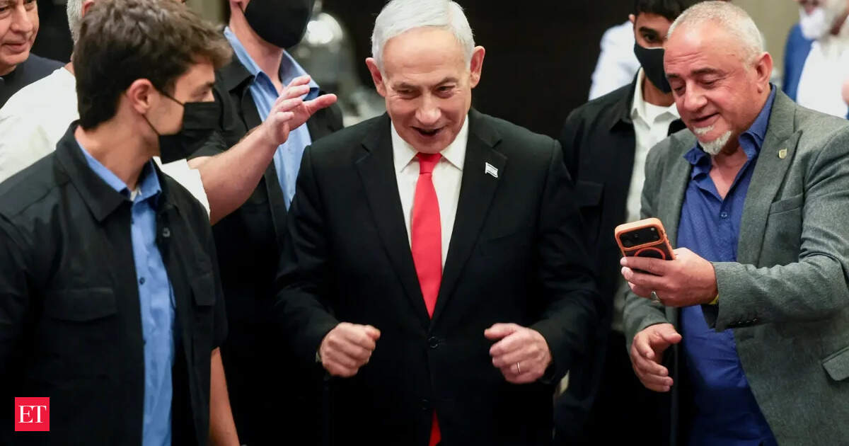 Netanyahu heads to UN amid calls for his arrest