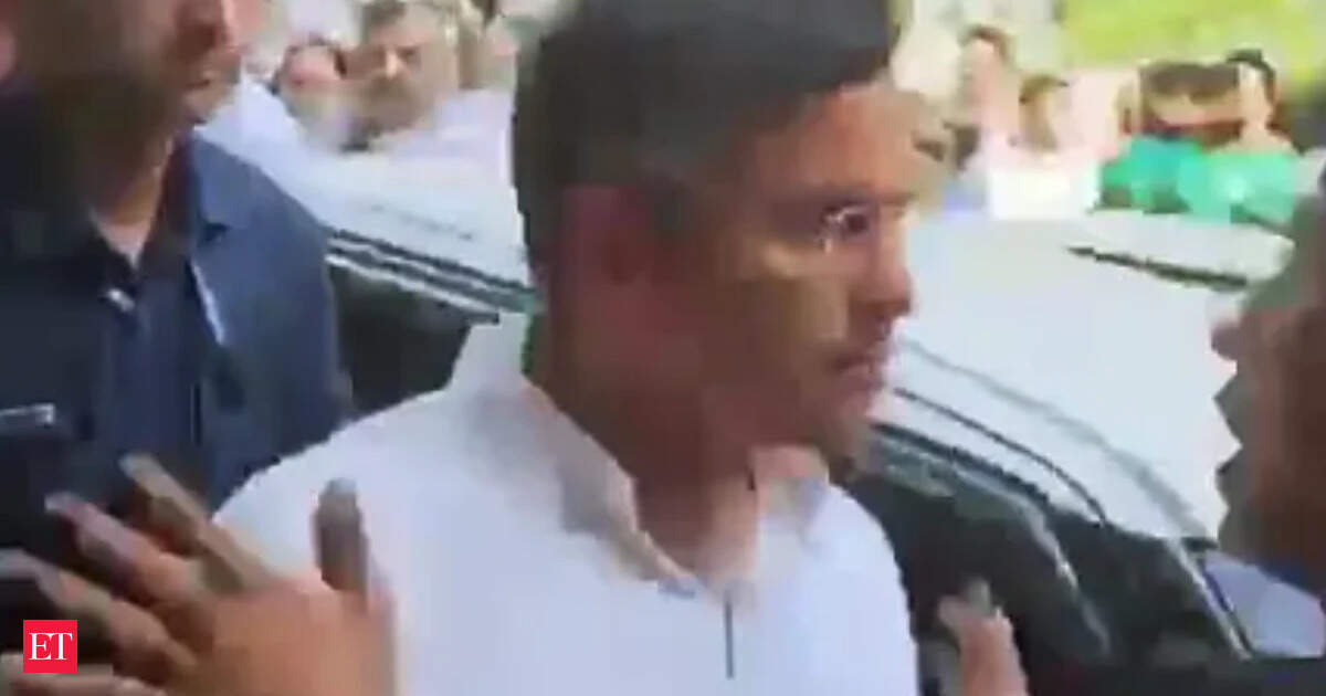 Delhi minister Parvesh Verma slaps local man