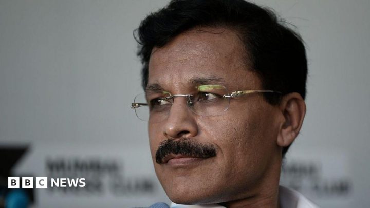 Why some Indian civil servants become heroes for doing their jobs
