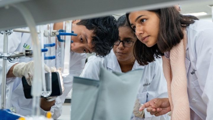 Pakistani Universities Secure UK Funding to Build Sustainable Chemistry Lab