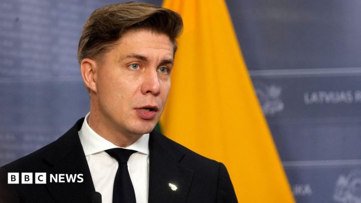 Lithuania ready to 'fight back' but has evacuation plans in face of Russia threats, PM tells BBC