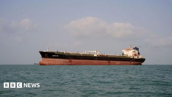US hits 3 Iranian oil tankers after saying its warships were targeted