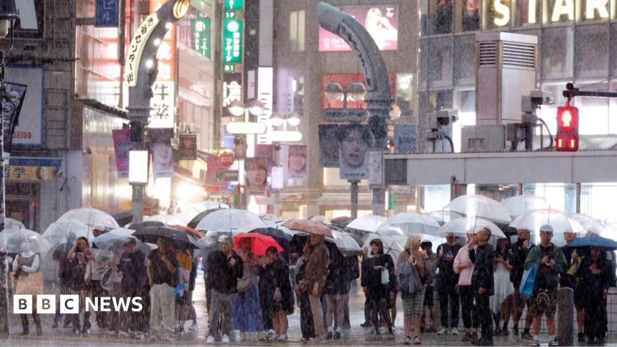 Millions urged to evacuate as powerful Typhoon Dujuan hits Japan