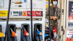 Petrol Price Jumps 8th Day in a Row
