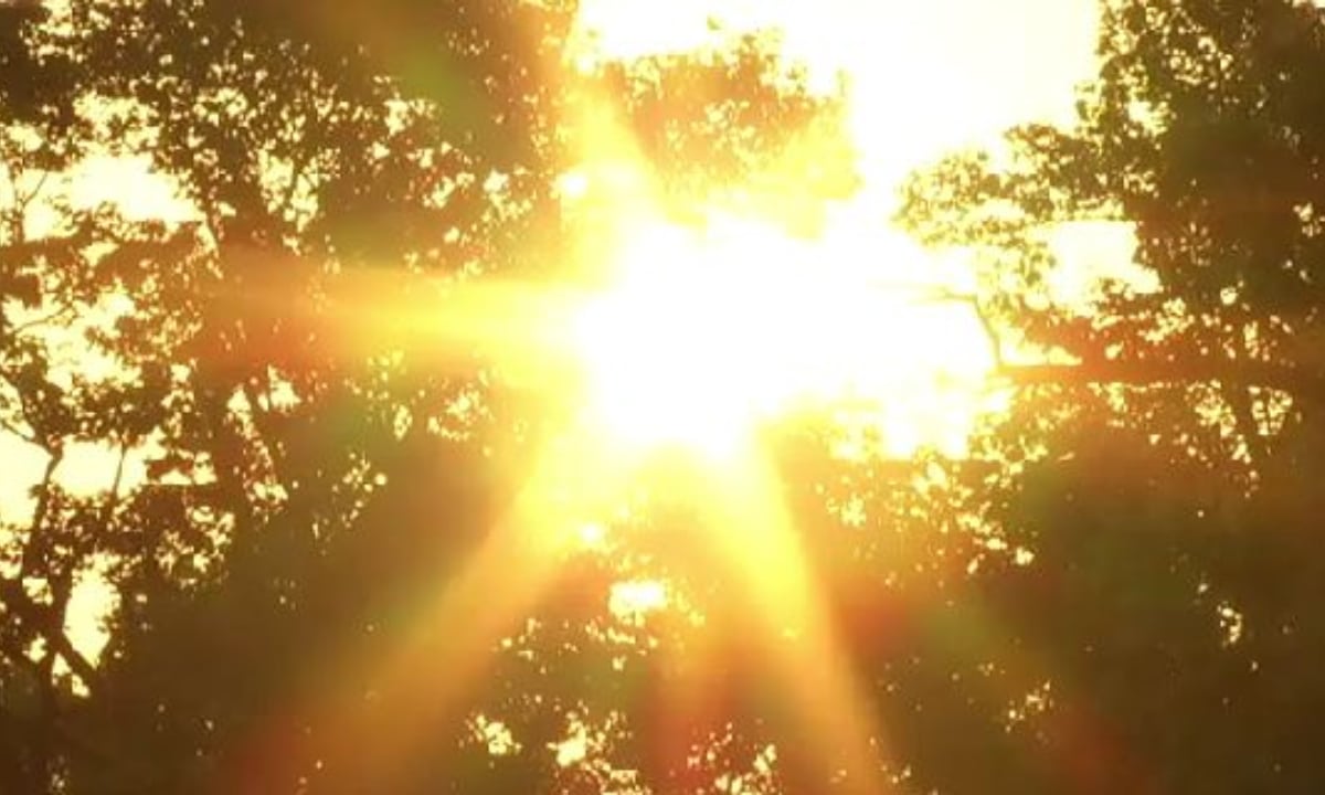Karachi Faces Another Spell of Hot and Humid Weather