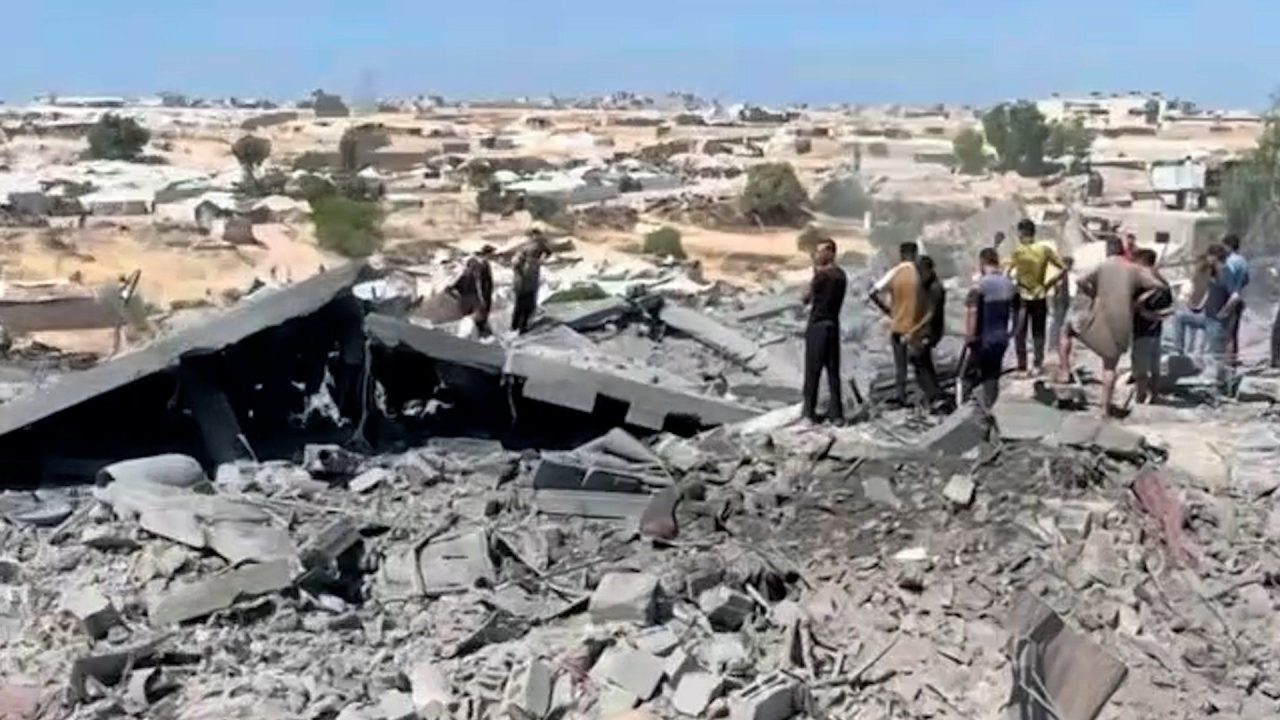 Israeli strikes devastate homes, displace families across Gaza