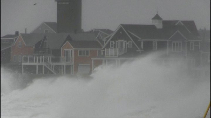 Powerful storm batters US Northeast disrupting power and travel