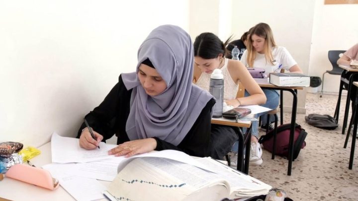 Italy to Limit Number of Foreign Students