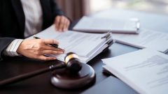 Subscribers Sue OpenAI, Anthropic, Google and xAI Over AI Slowdown