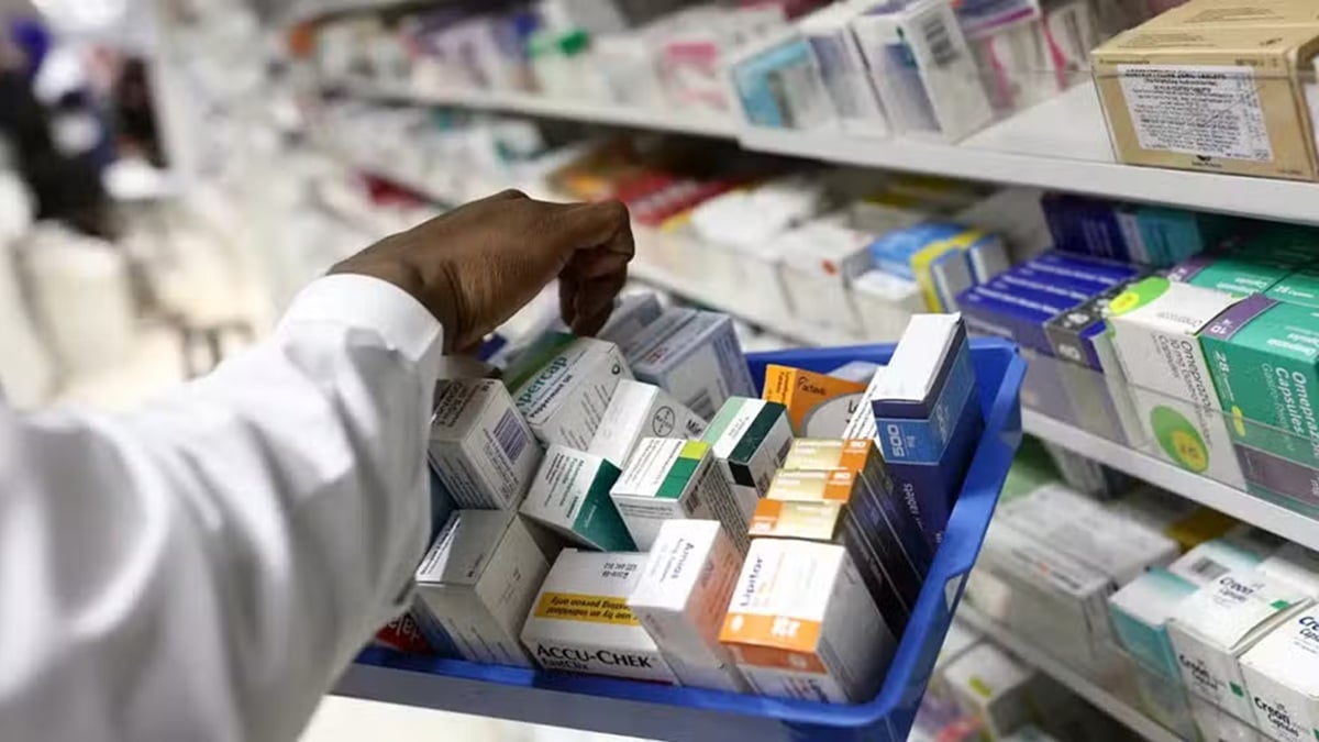 Pakistanis Are Being Prescribed Over Twice the Recommended Medicines