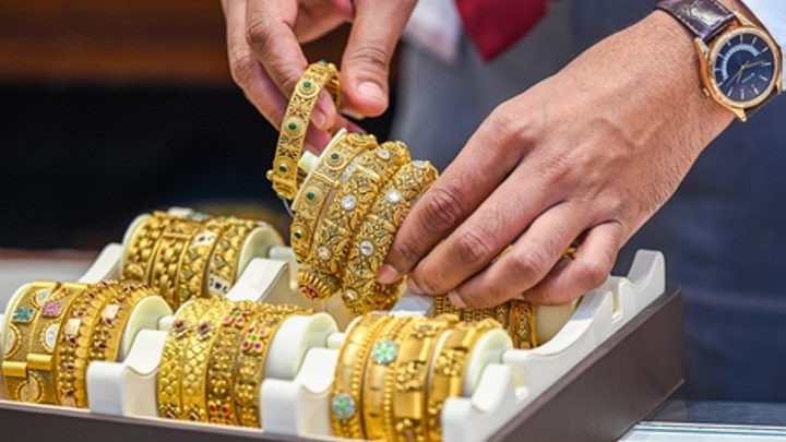 Weekly Review| Gold’s global dip meets Indian resilience: A volatile week ends on a firm note