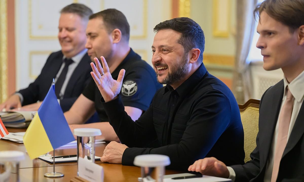 Zelensky warns war likely to continue into winter after US talks