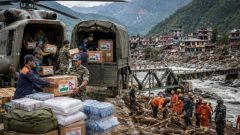 नेपाल की तबाही में भारत बना सबसे बड़ा सहारा: 5 खेप में 74 टन राहत भेजी; डॉक्टर, रेस्क्यू एक्सपर्ट और फोरेंसिक टीम भी पहुंचाई1:10Play video