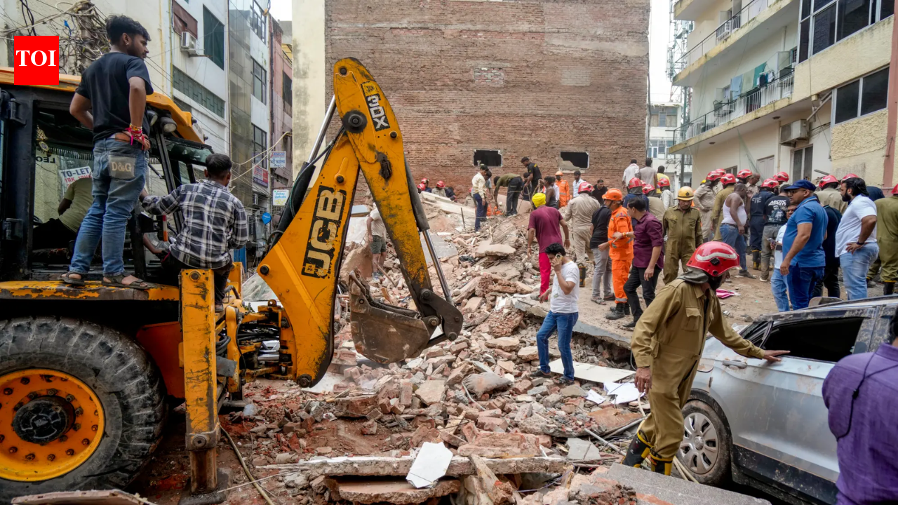 Delhi building collapse: 1 dead, 3 rescued in critical condition; 'deeply concerned', says CM