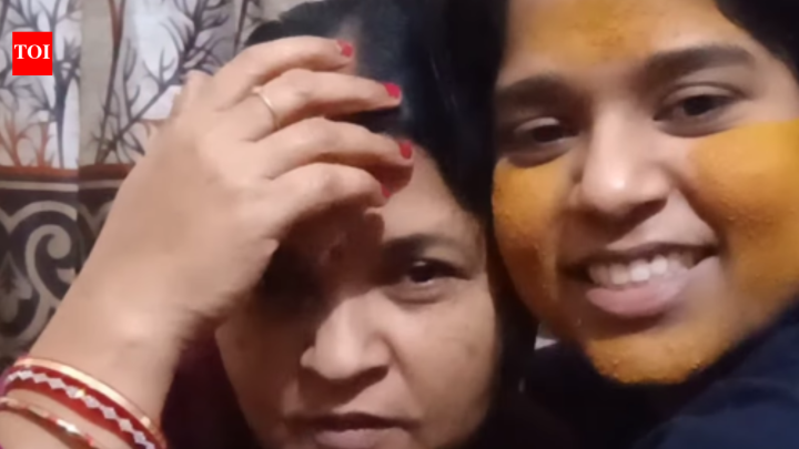 Parenting StoriesDaughter reveals mom pawned her gold bangles to pay her NIT admission fee