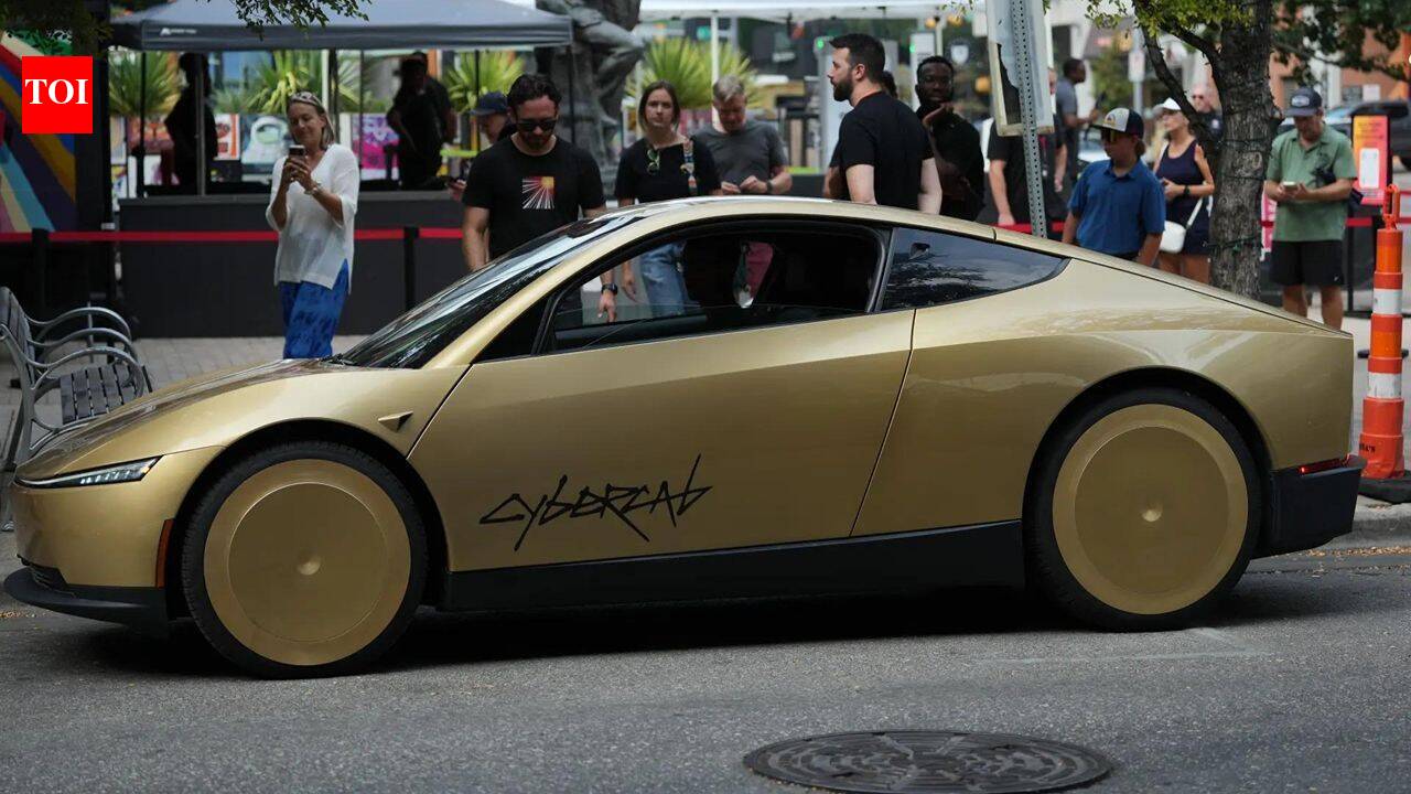 Tech NewsElon Musk's Cybercab rollout puts US safety rules to test as NHTSA audits 1,000 cars