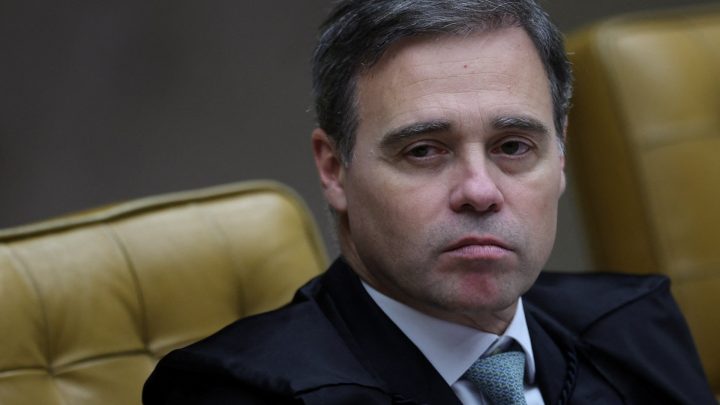Brazil Supreme Court rift deepens as justice suspends federal police chief