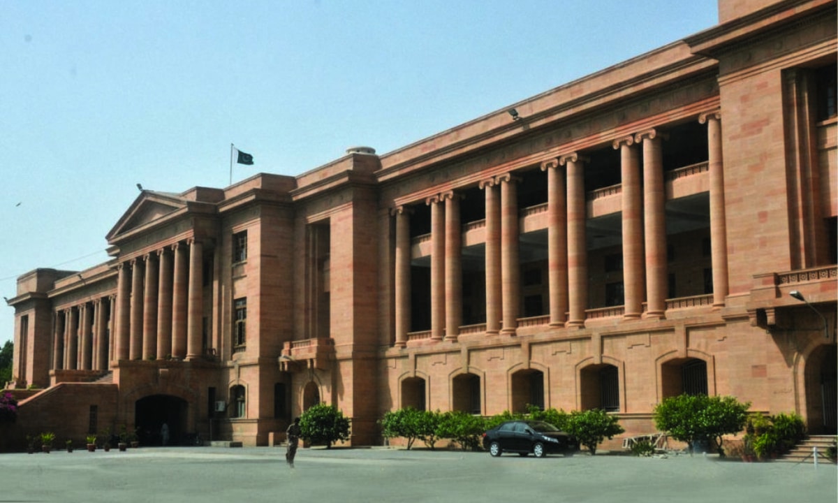 Sindh High Court Bans Photography and Video Recording