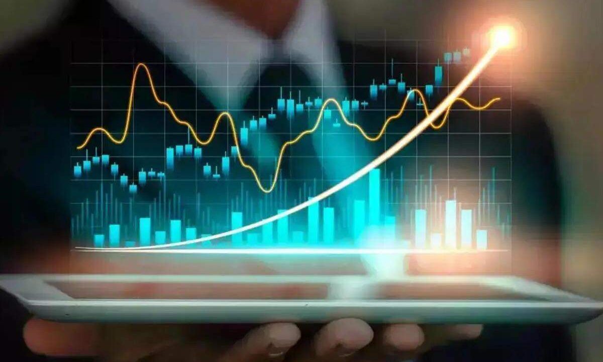 FIIs, MFs up stakes in 10 stocks; shares gain