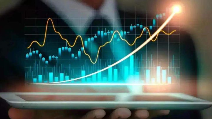 FIIs, MFs up stakes in 10 stocks; shares gain