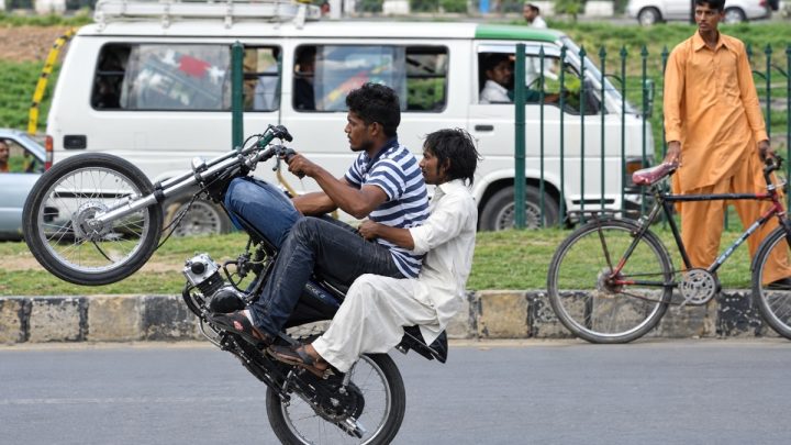 Lahore Traffic Police Arrest 9 One-Wheelers in Crackdown