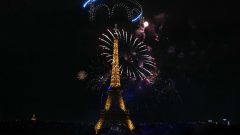 Eiffel Tower closed in row over women removed for Hindu group