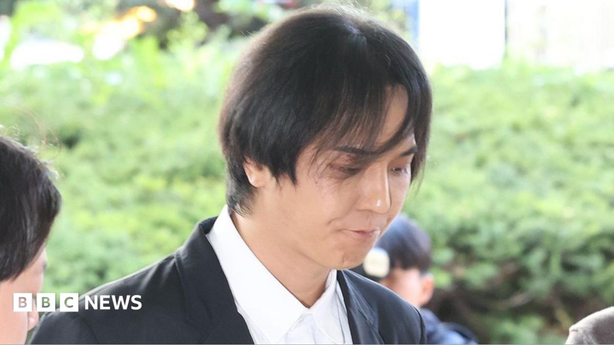 K-pop star convicted of violating military service law