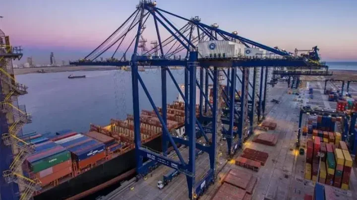 WTO hikes global trade growth forecast, names Pakistan among nations gaining from disruptions amid ME conflict