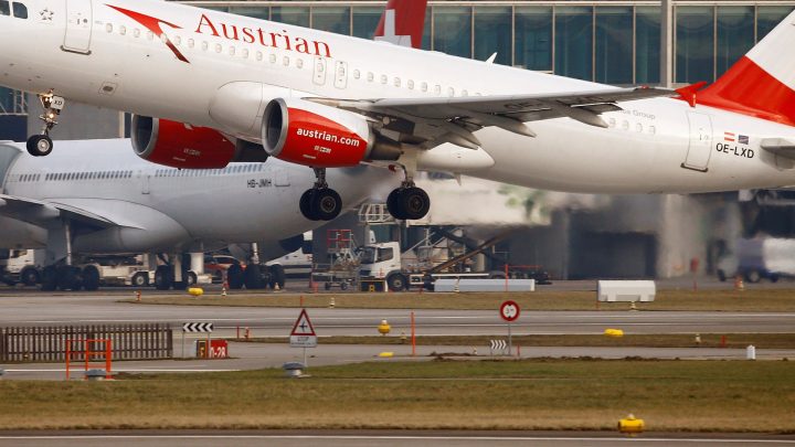 Flight from Israel makes emergency landing in Bulgaria after bomb threat