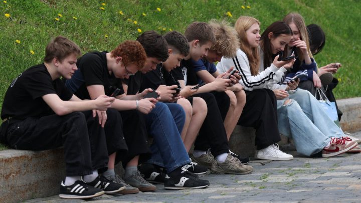 Greece joins push to ban social media for minors