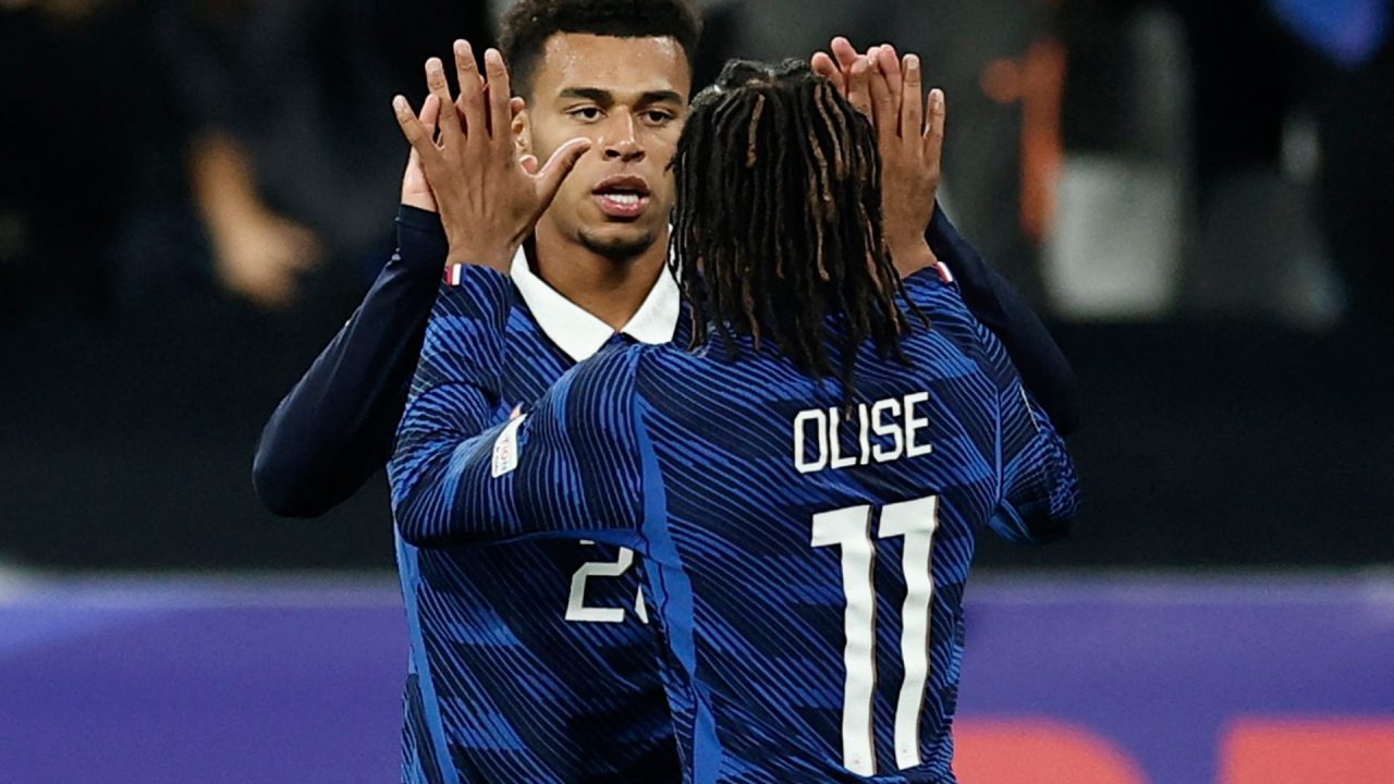 Super-subs help France demolish Belgium with late flurry